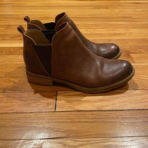 Sofft leather boots